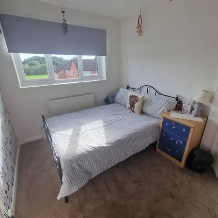 Ty Twt Apartment Wrexham Exterior photo